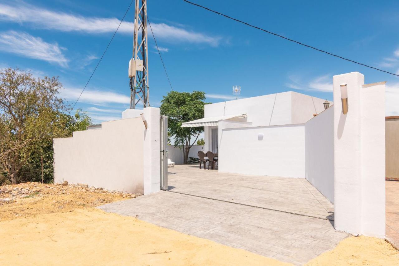 Los Recuerdos Conil De La Frontera Exterior photo